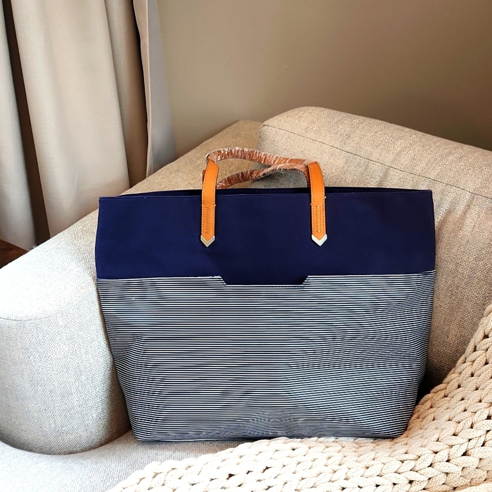Stella & Dot Navy Blue striped bag